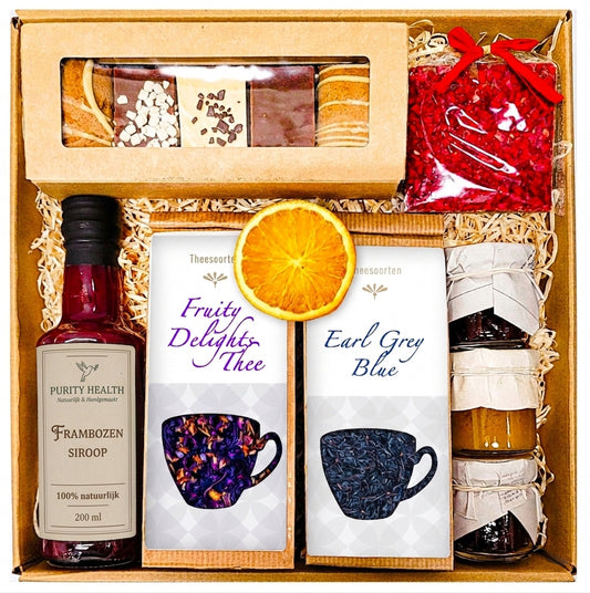 Geschenkmand – honing, thee, siroop, chocolade en peperkoek